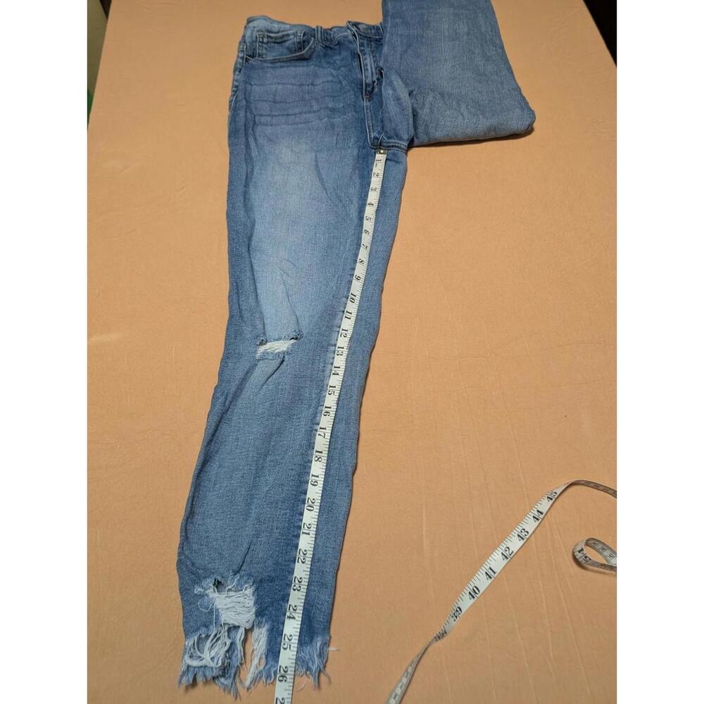 Sneak Peak Ladies Distressed High Rise Jeans Size 11 - Picture 2 of 9
